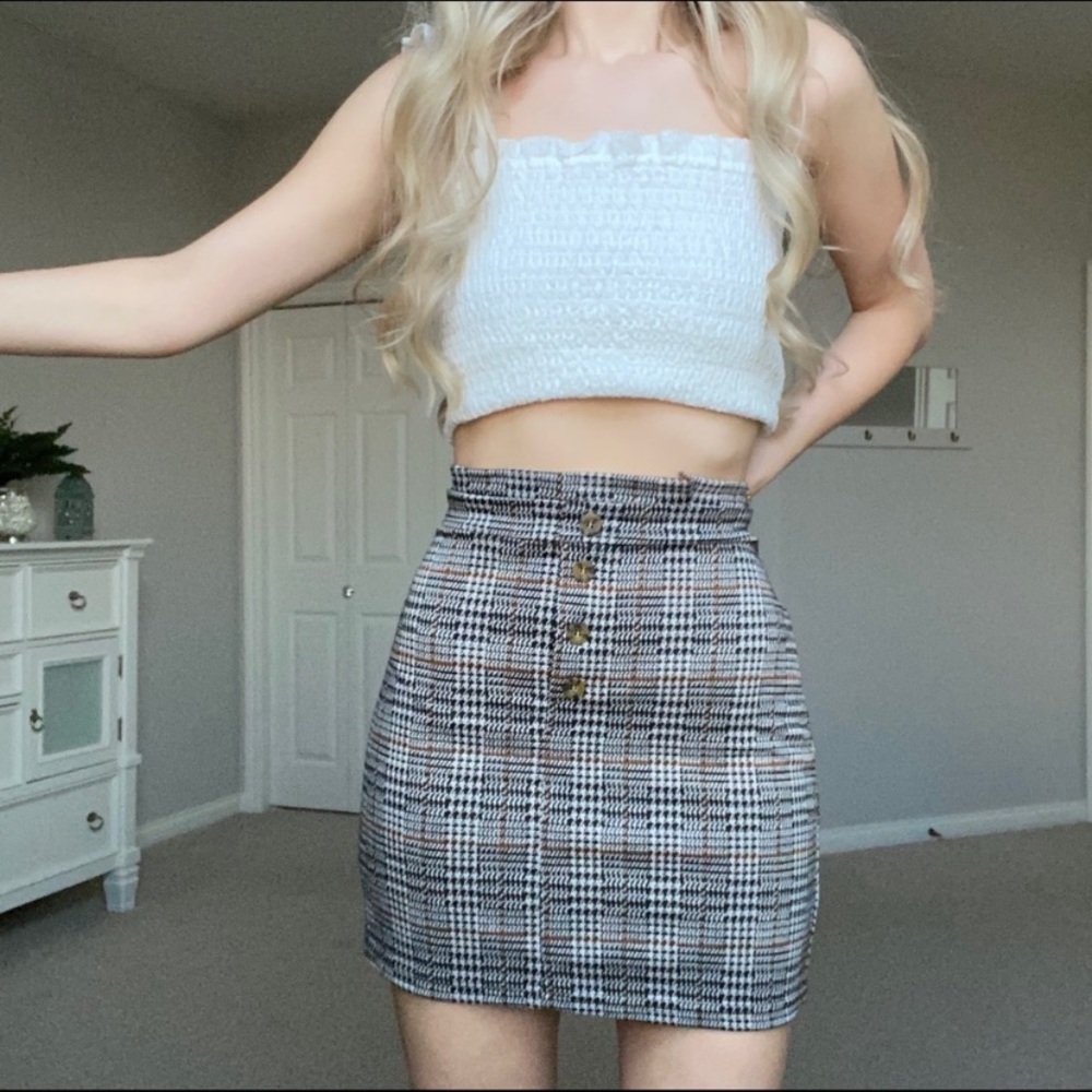 Plaid mini skirt